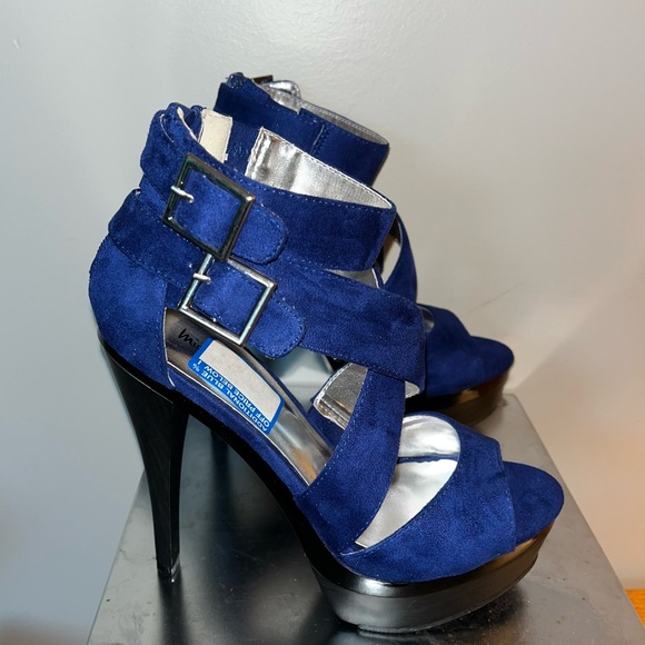 NWT/NIB Michael Antonio Blue microfiber “Emelie” size 7 strappy platform heels - Picture 5 of 15